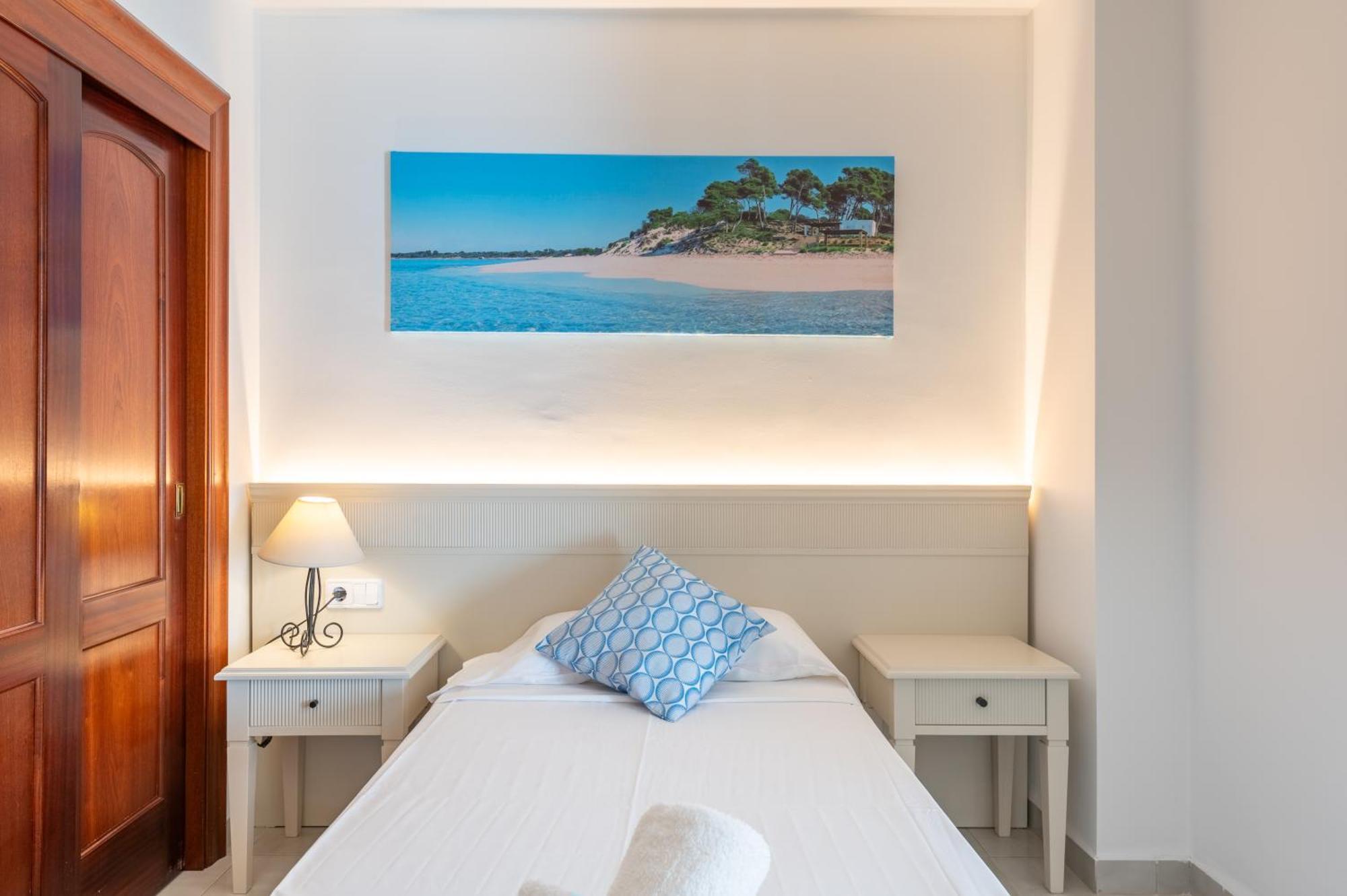 Hotel Martorell By Mhr Colonia de Sant Jordi Luaran gambar