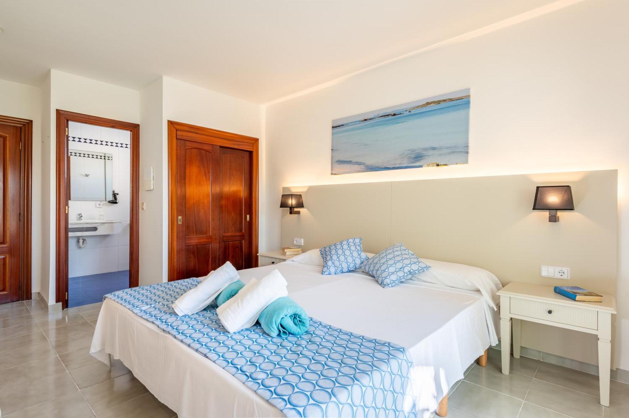 Hotel Martorell By Mhr Colonia de Sant Jordi Luaran gambar