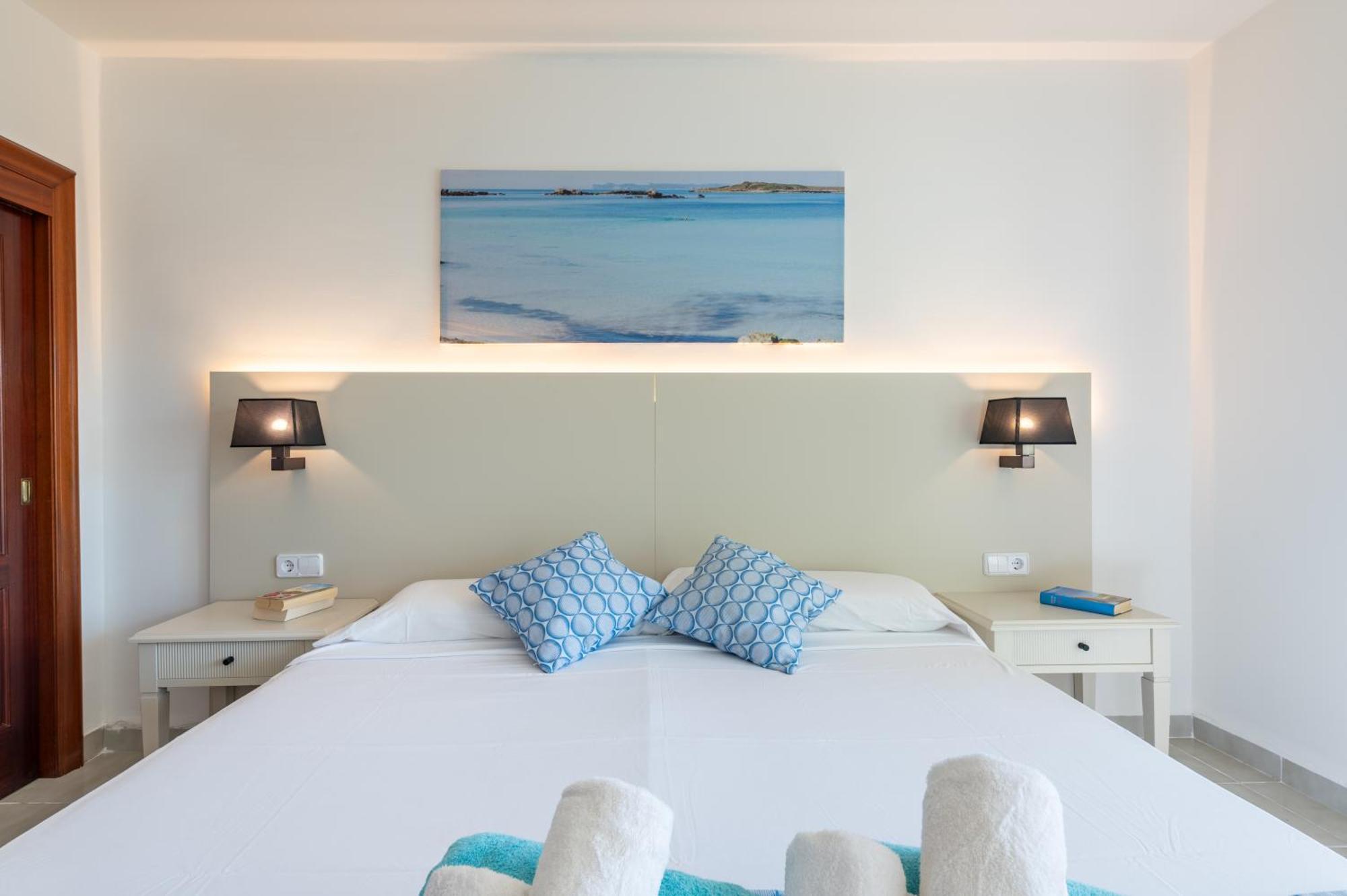 Hotel Martorell By Mhr Colonia de Sant Jordi Luaran gambar