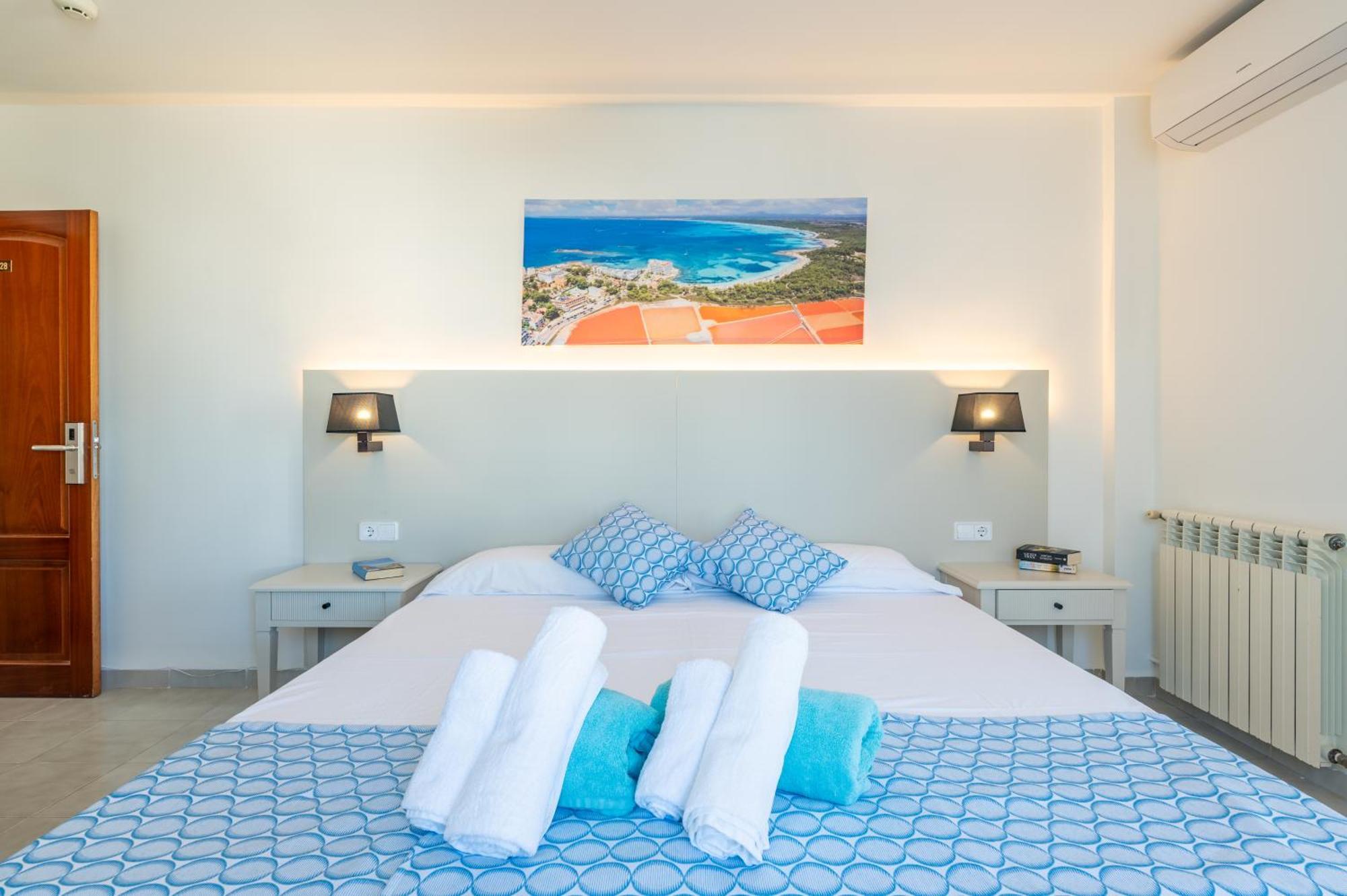 Hotel Martorell By Mhr Colonia de Sant Jordi Luaran gambar