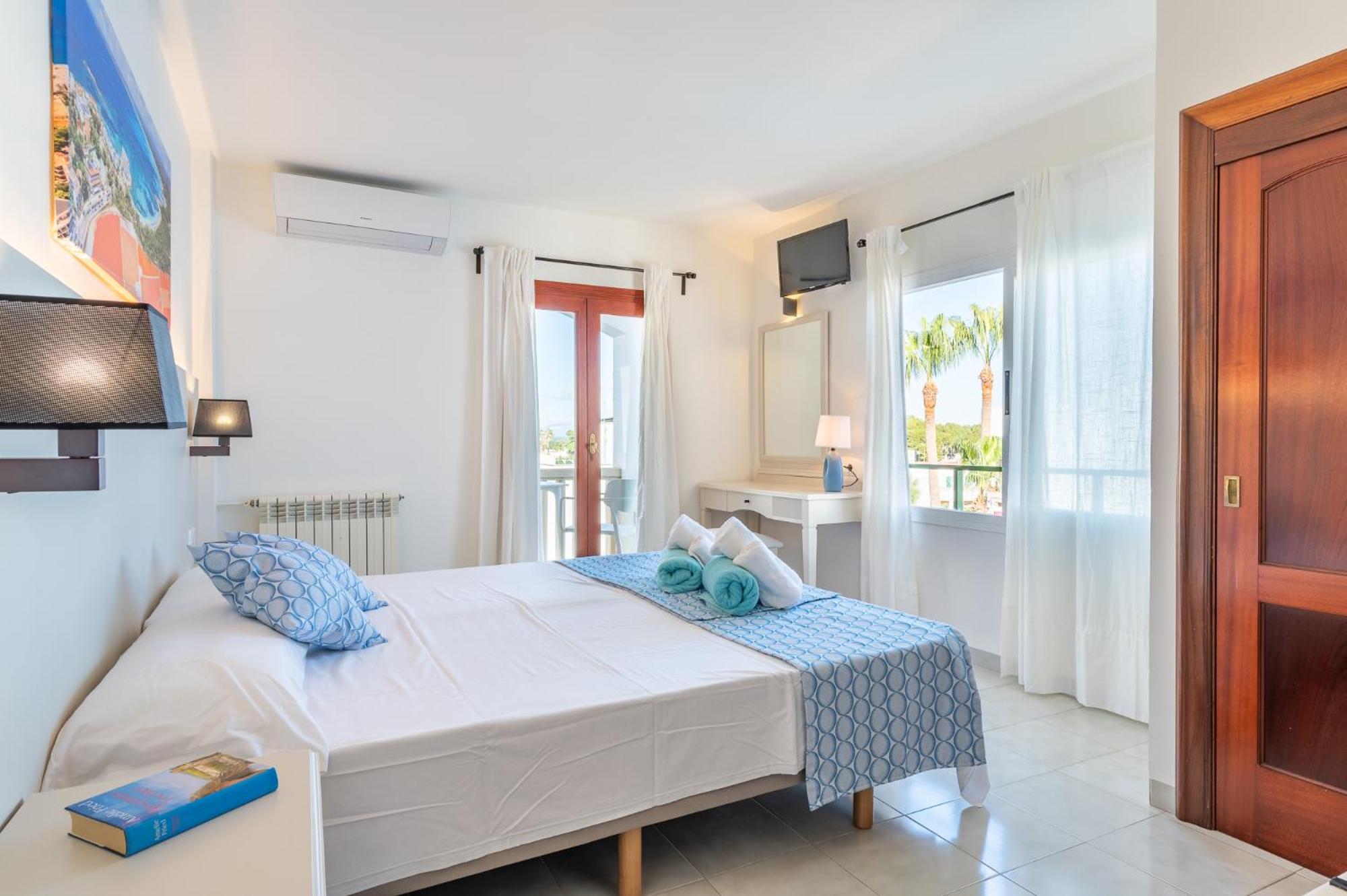 Hotel Martorell By Mhr Colonia de Sant Jordi Luaran gambar